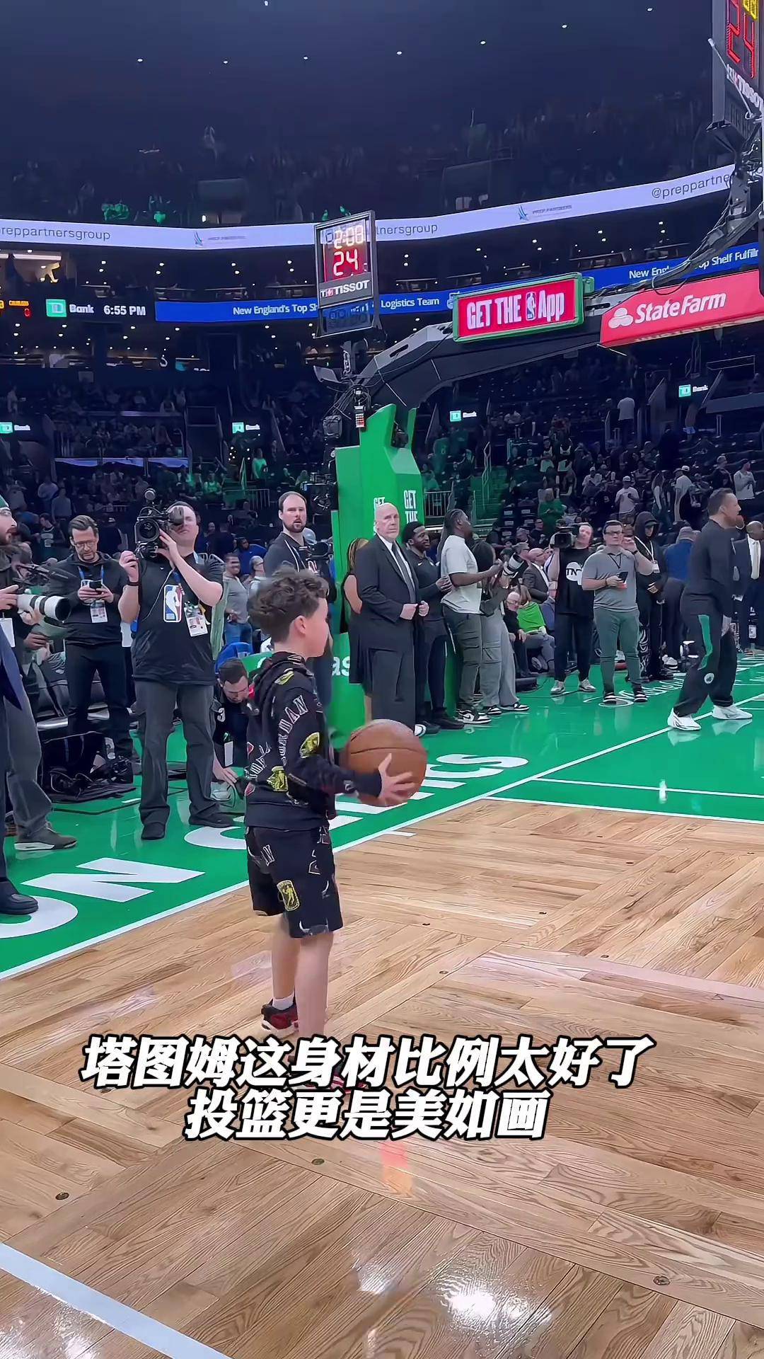 塔图姆连续十五场比赛得分超过夺冠，篮网不断突破！的简单介绍